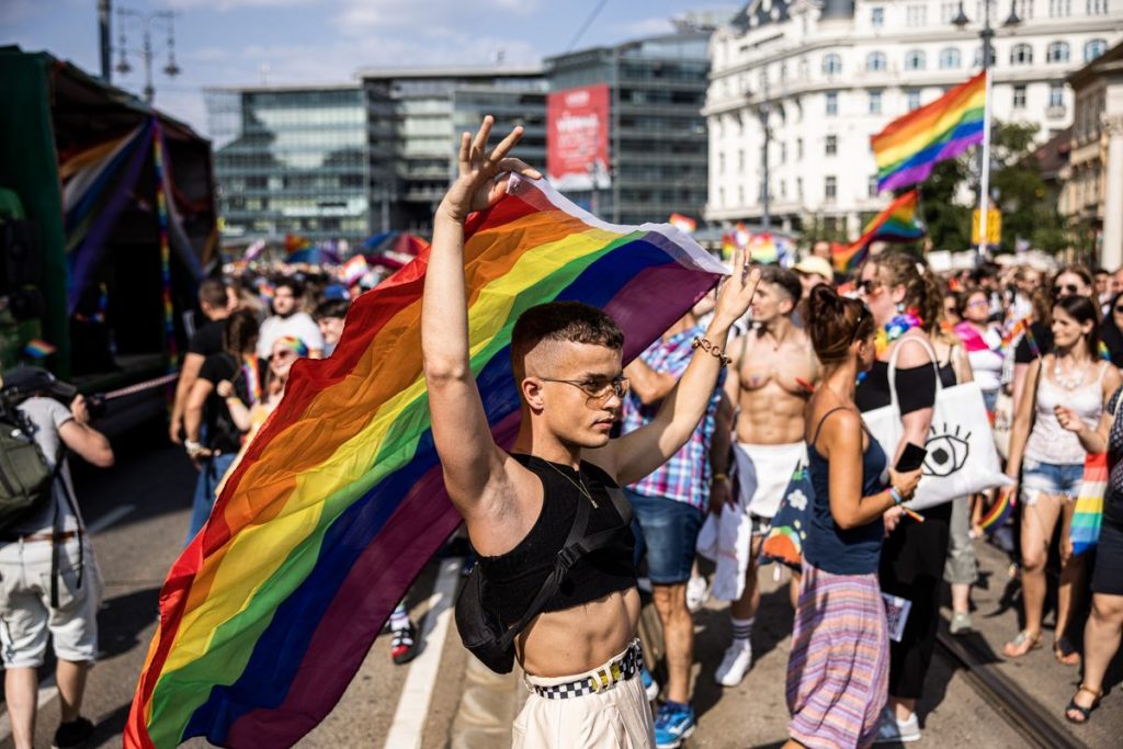 Scholarships for LGBTQ+ College Students